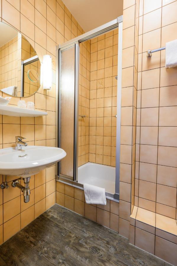 Hotel Kaspar Garni سيغبورغ المظهر الخارجي الصورة